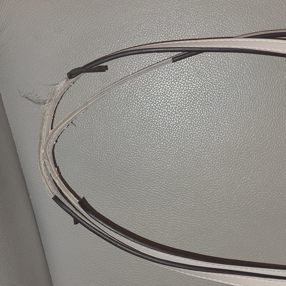 Kate Spade - Picture 2 of 4